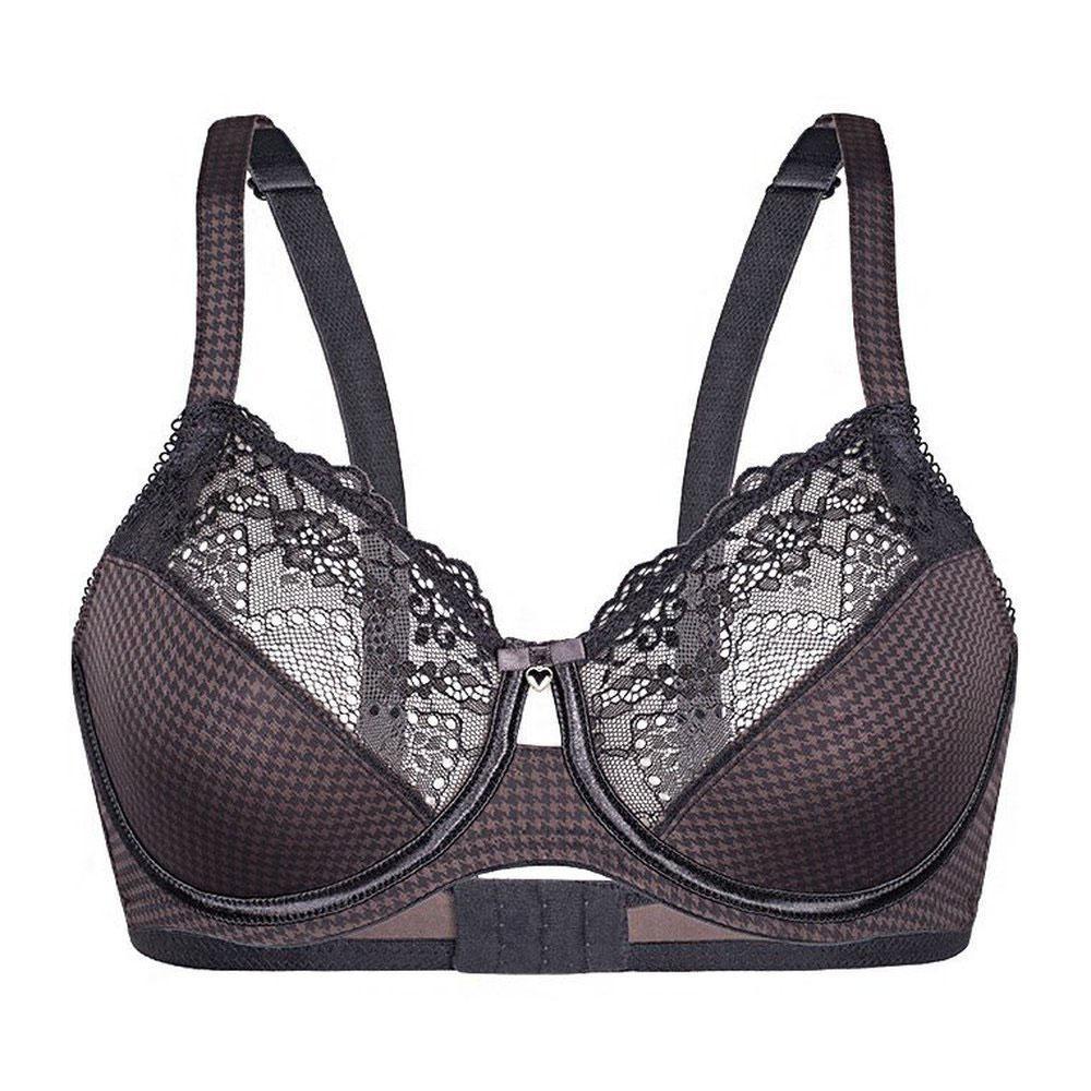 Lace full busted unlined bra.