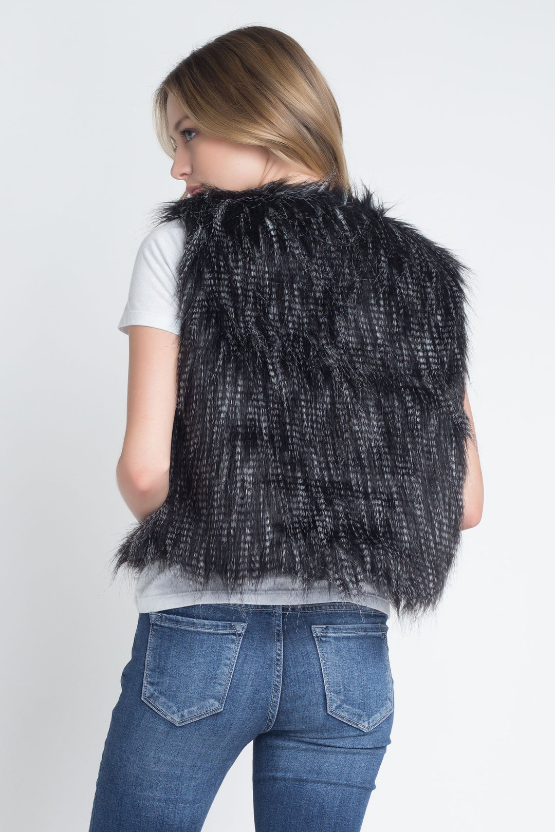 Women's Faux Fur Sleeveless Vest.